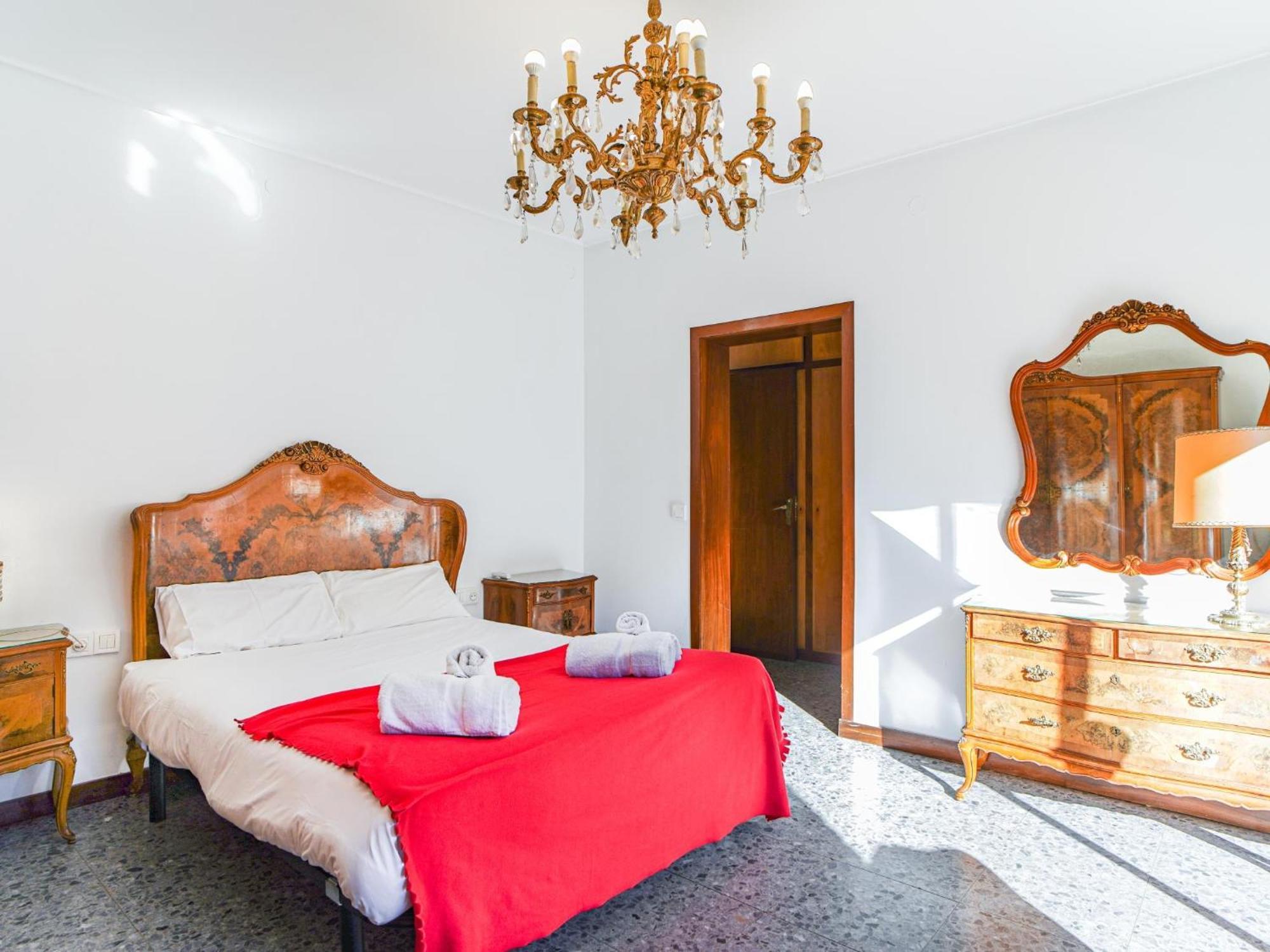 Ferienhaus Bed Bcn Hills House