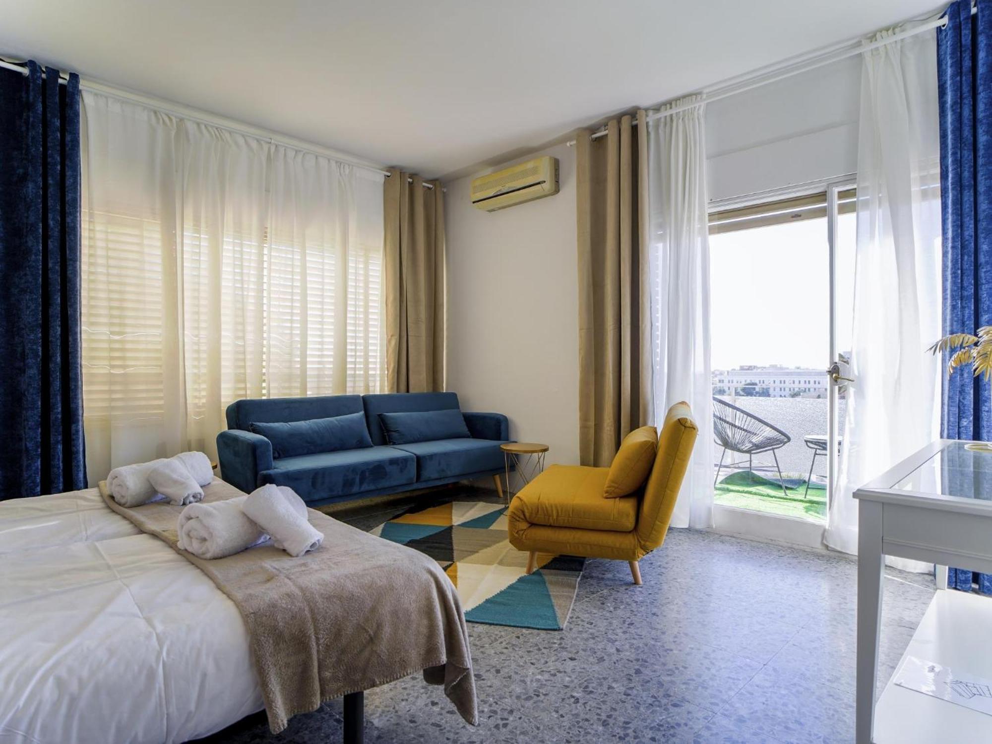Bed Bcn Hills House Ferienhaus